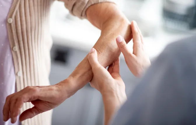 Physiotherapie im Alter – praktische Tipps