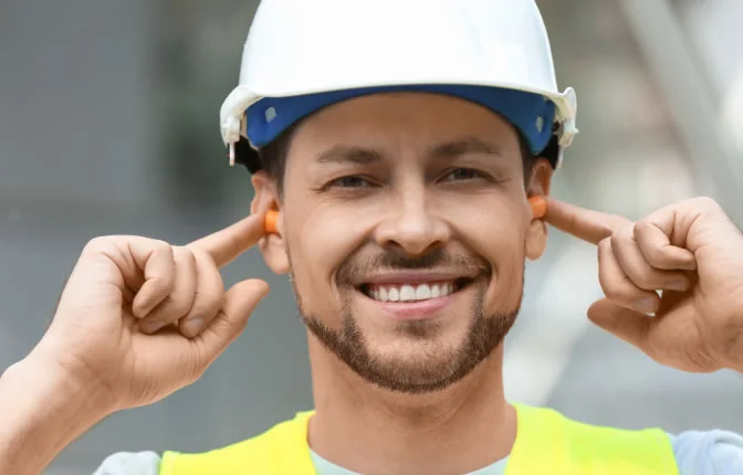 Gehörschutz bei der Arbeit Baustelle